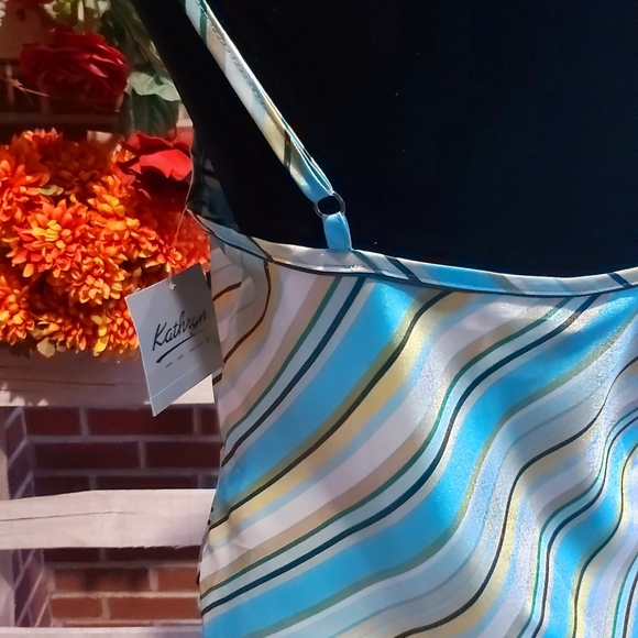 Kathryn Silk Camisole - Picture 4 of 5